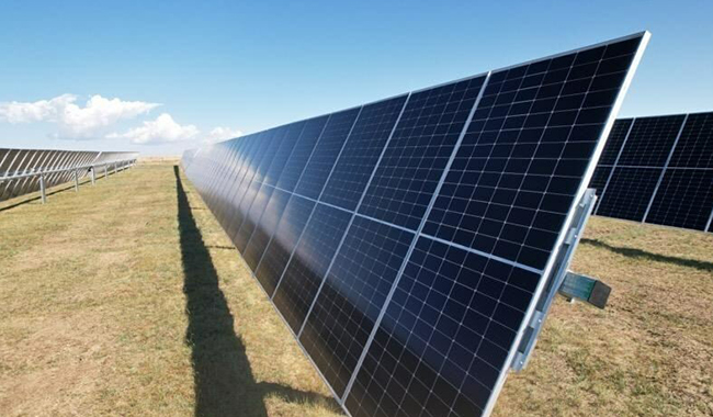 Do PERC ao TOPCon: Liderando a evolução da tecnologia solar